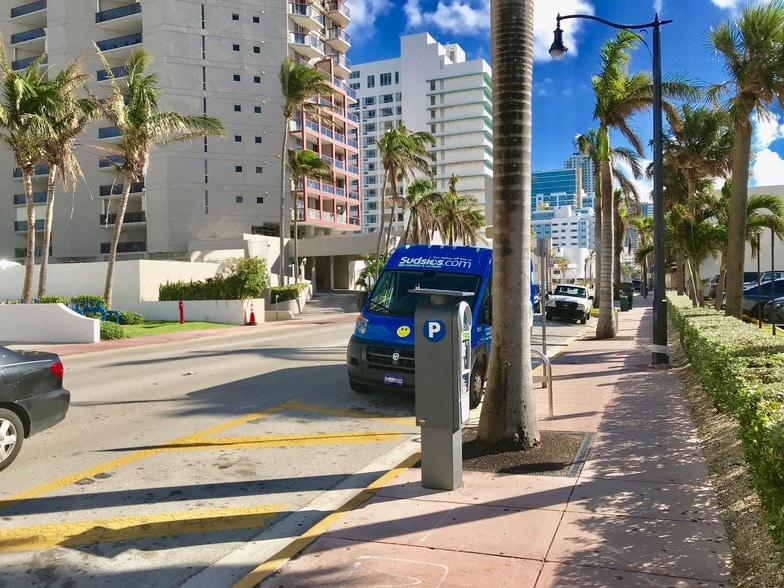 More Photos Of 6782-6804 Collins Ave, Miami Beach Unknown For Lease