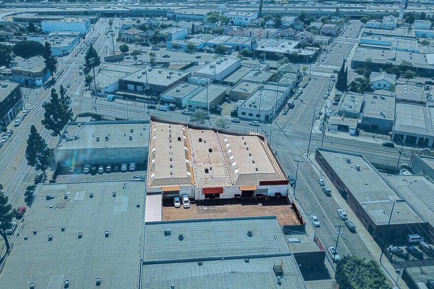 More Photos Of 3900-3912 S Broadway Pl, Los Angeles Manufacturing For Sale