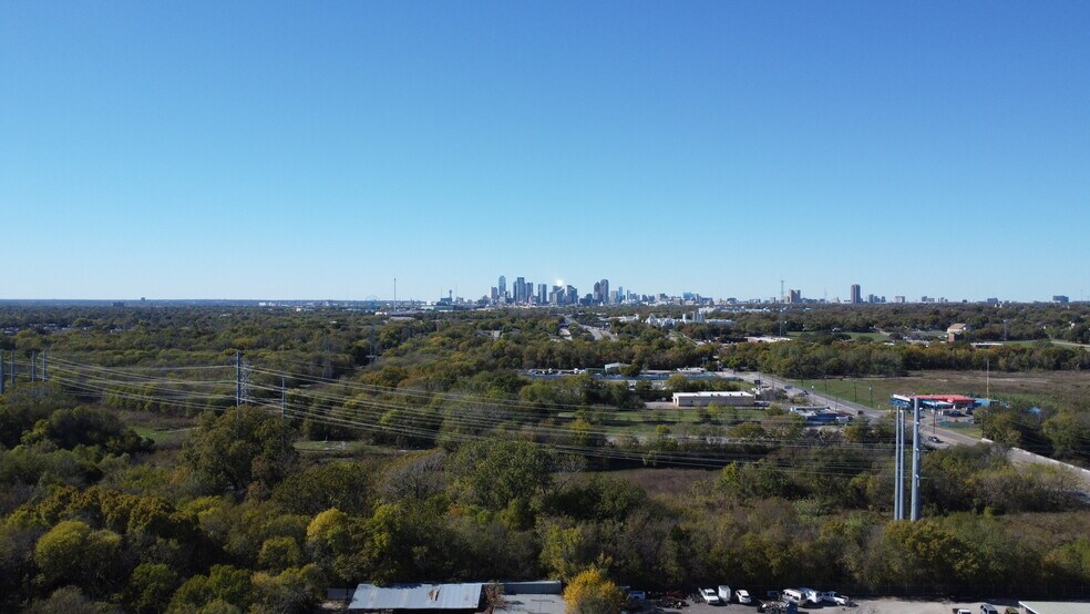 More Photos Of 5520 Military Pky, Dallas Industrial For Sale