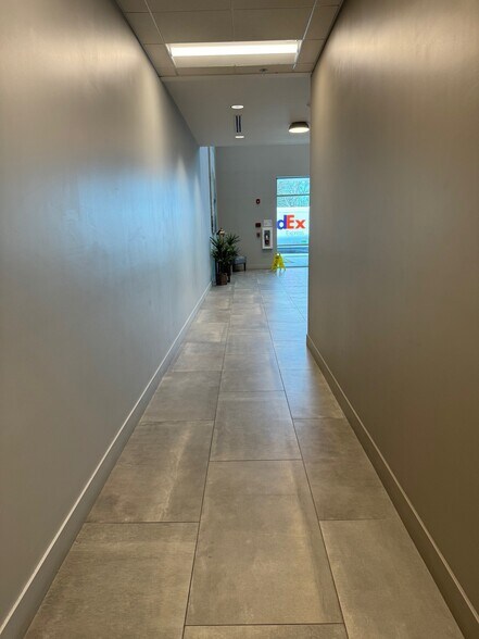 More Photos Of 25425 Orchard Village Rd, Santa Clarita Medical For Sale