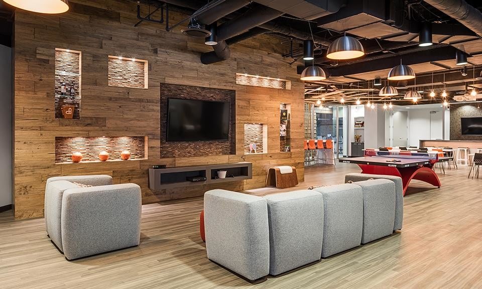 More Photos Of 350 Pine St, Beaumont Office For Lease