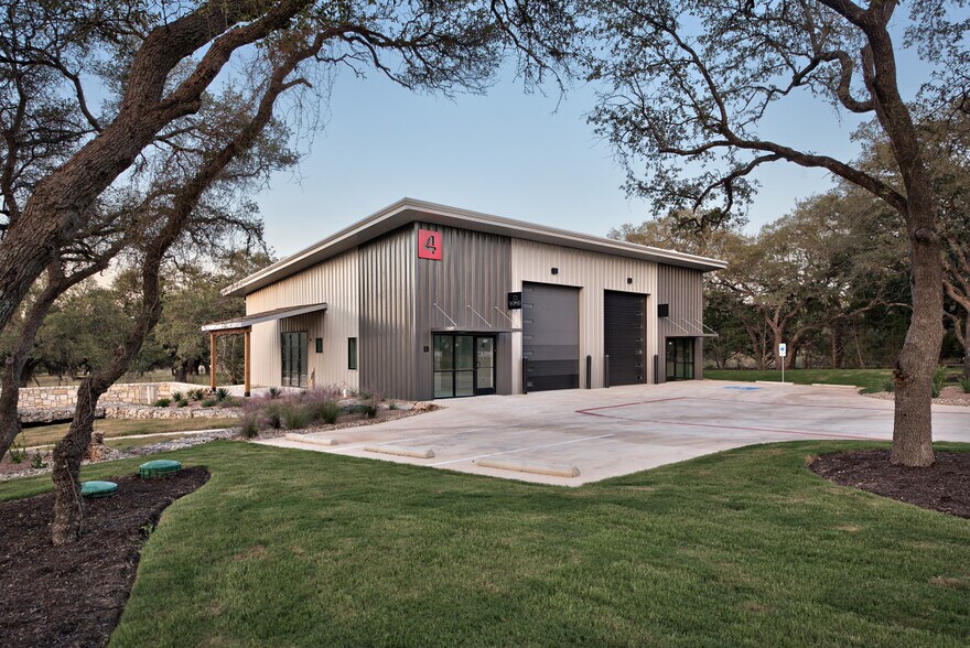 More Photos Of 113 Cantera, Georgetown Light Distribution For Lease