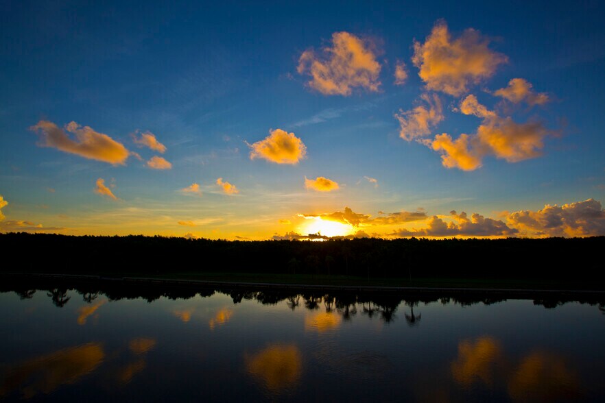 More Photos Of 17777 Old Cutler Rd, Miami Office For Lease