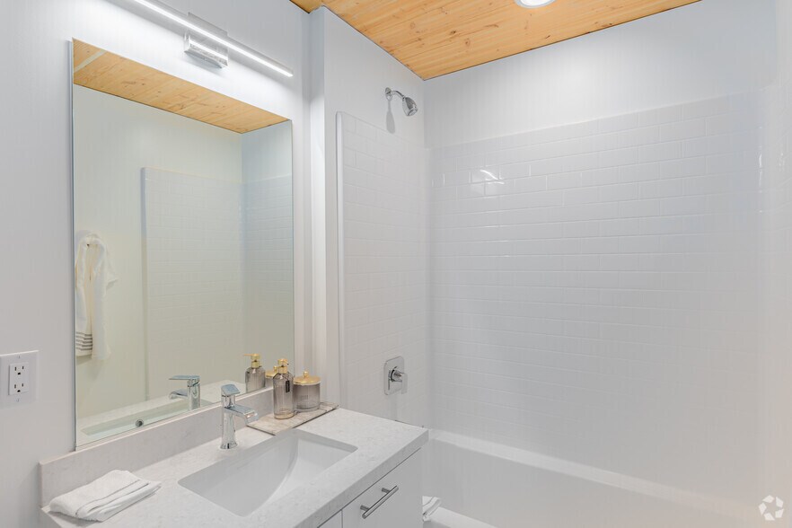 More Photos Of 2519 El Cajon Blvd, San Diego Apartments For Sale