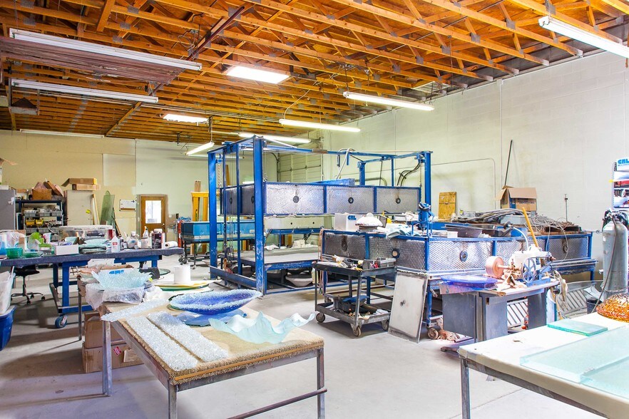 More Photos Of 6022 N 57th Ave, Glendale Warehouse For Sale