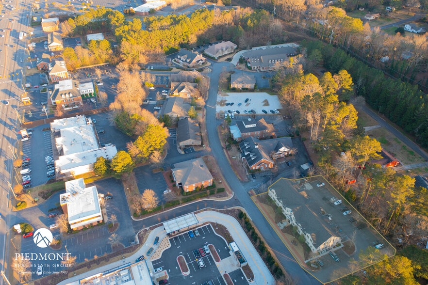 More Photos Of 220 Heritage Walk, Woodstock Office Residential For Lease