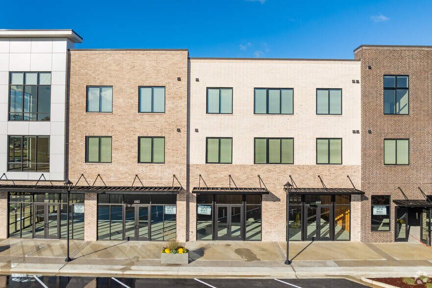 More Photos Of 885 Tunica Trails, Nesbit Apartments For Lease