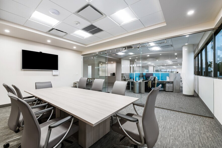 More Photos Of 3313 W Commercial Blvd, Fort Lauderdale Unknown For Sale