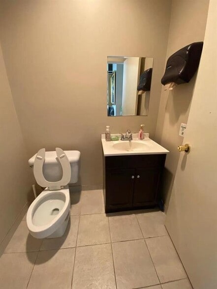 More Photos Of 8888 Odlin Cres, Richmond Storefront Retail Office For Sale