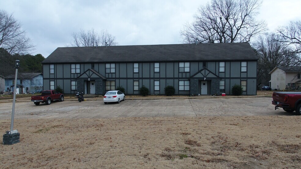 More Photos Of 1906 W Matthews Ave, Jonesboro Apartments For Sale