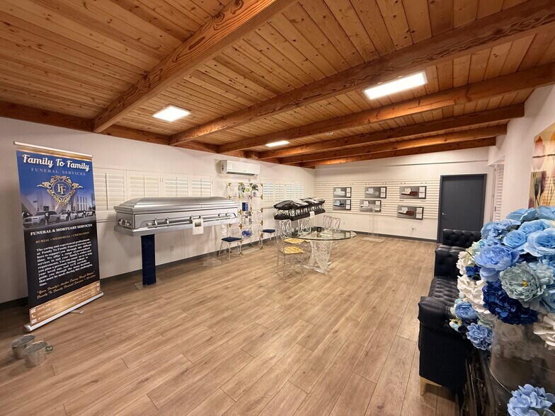 More Photos Of 15305 S Normandie Ave, Gardena Loft Creative Space For Lease
