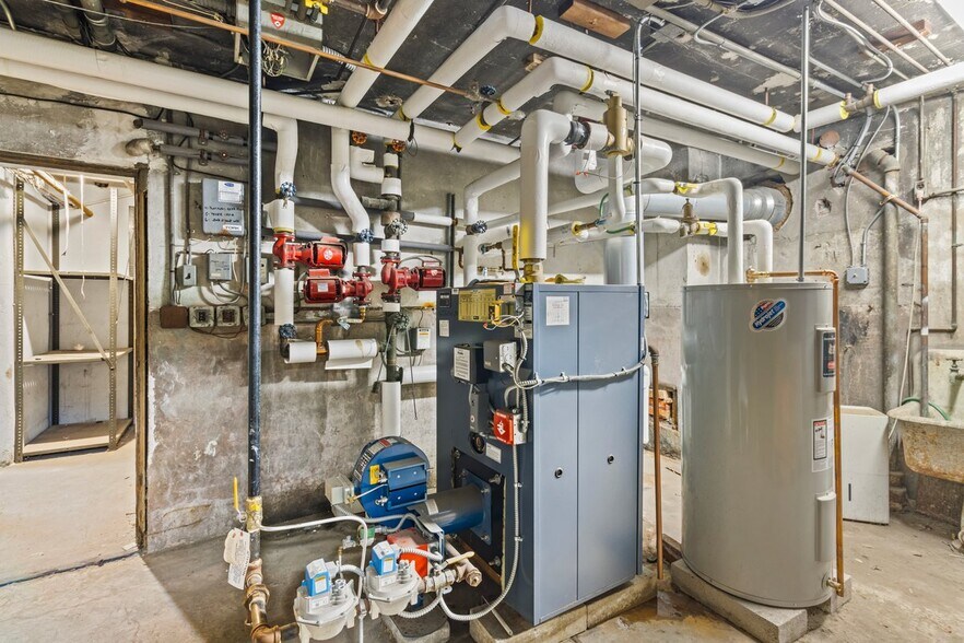 More Photos Of 89 Main St, Little Falls Bank For Lease