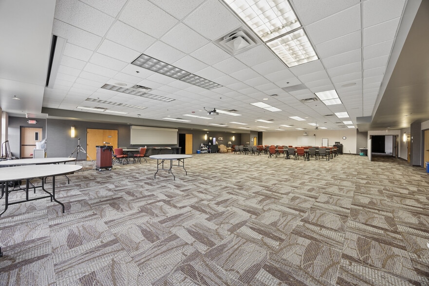 More Photos Of 2540 Park Ave, Minneapolis Schools For Sale