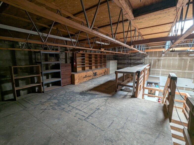 More Photos Of 3140 El Camino Real Ave, Atascadero Warehouse For Lease