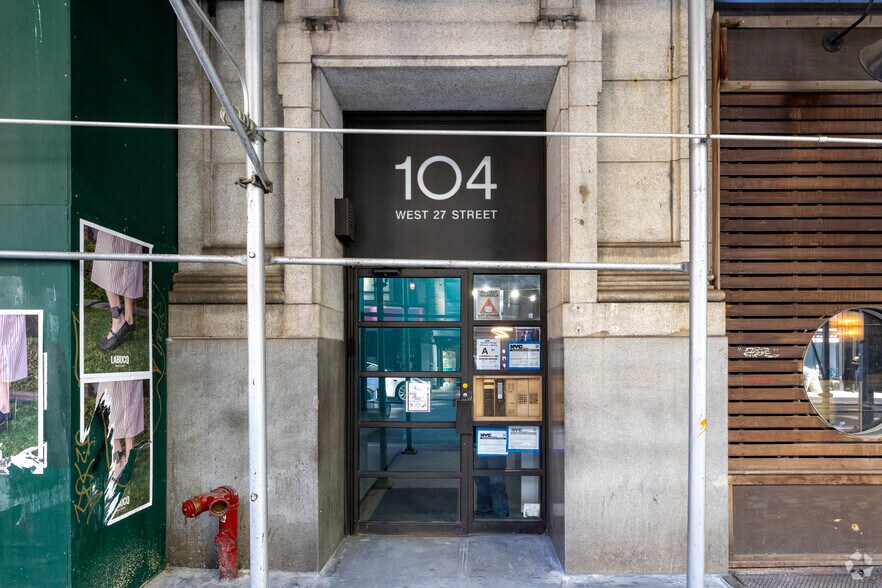 More Photos Of 104 W 27th St, New York Office For Lease