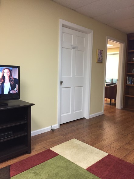 More Photos Of 105 Atsion Rd, Medford Medical For Sale