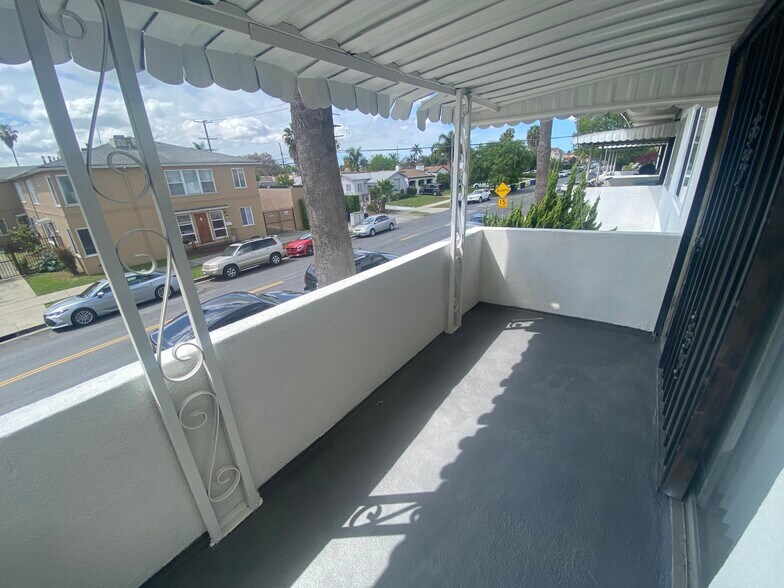 More Photos Of 3617 W 60th, Los Angeles Apartments For Sale