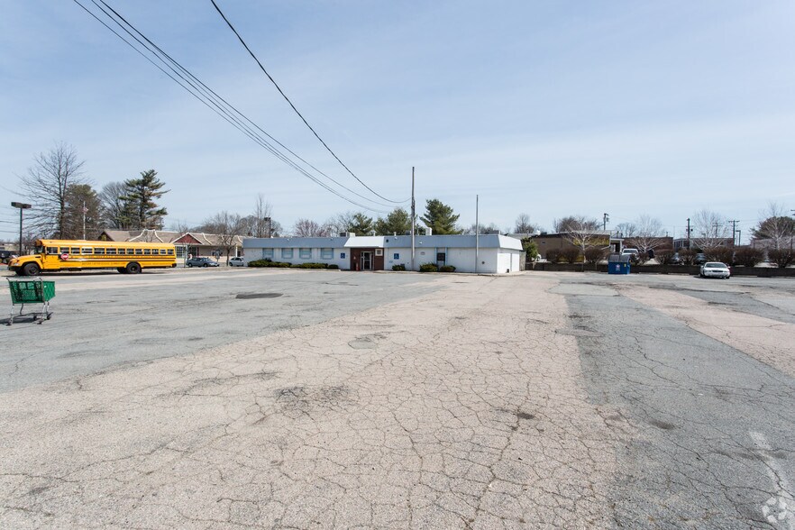 More Photos Of 10 Highland Ave, Randolph Freestanding For Lease