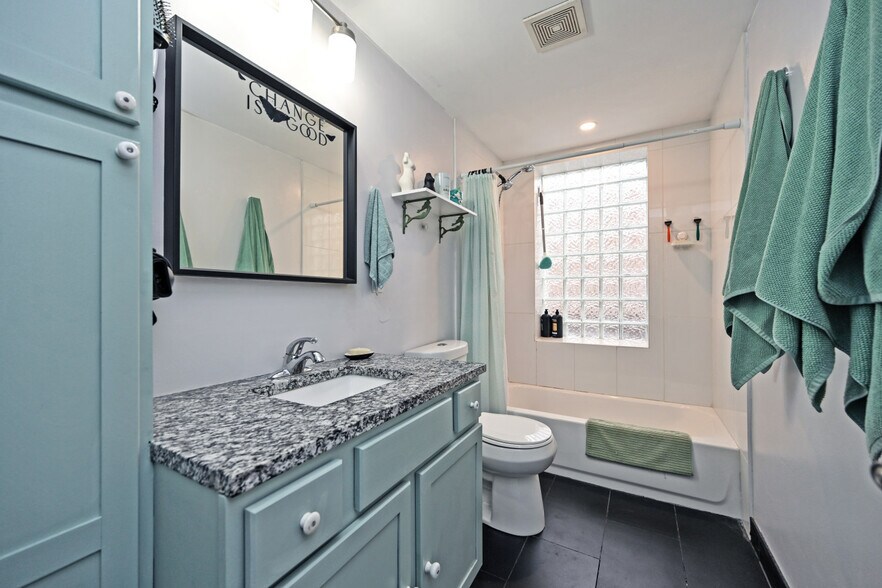 More Photos Of 118 E Liberty St, Cincinnati Apartments For Sale