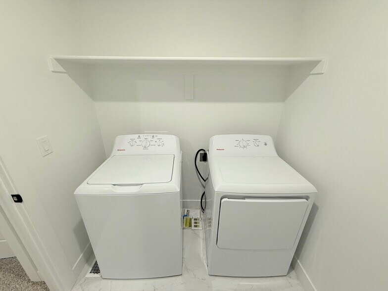 More Photos Of , Sandy Multifamily For Sale