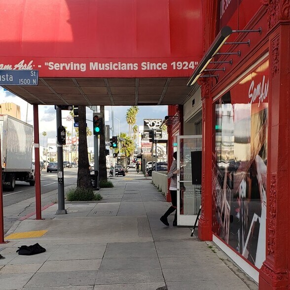 More Photos Of 7360 W Sunset Blvd, Los Angeles Freestanding For Sale