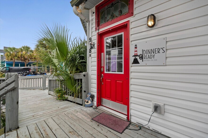 More Photos Of 918 Bienville Blvd, Dauphin Island Flex For Sale