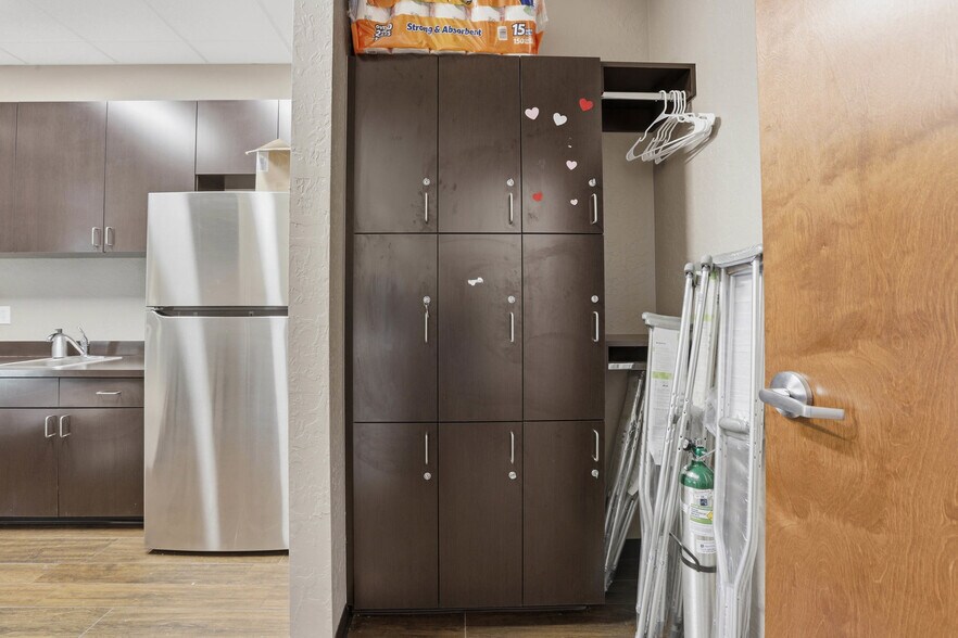 More Photos Of 2804 SW 134th St, Oklahoma City Medical For Sale