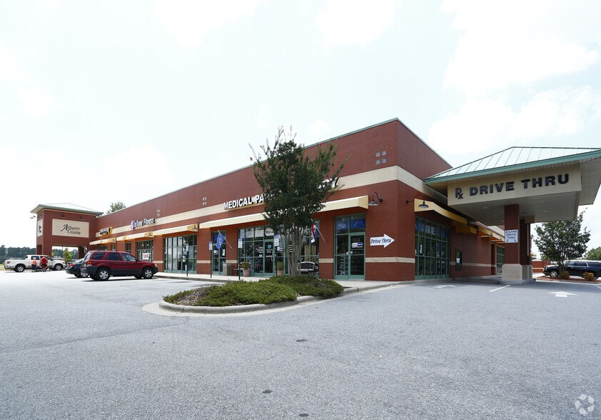 More Photos Of 1868-1916 W Arlington Blvd, Greenville Freestanding For Lease
