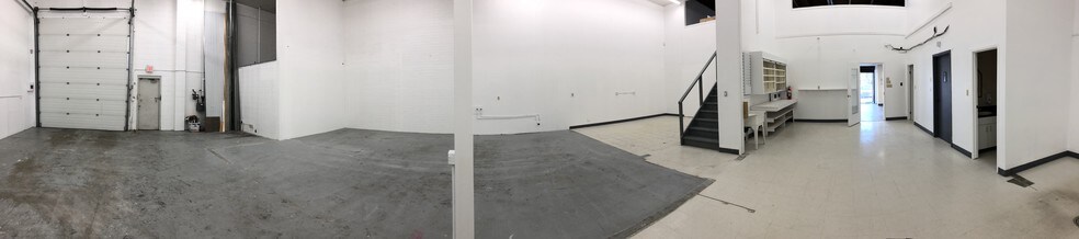 More Photos Of 1919 27th Ave NE, Calgary Warehouse For Sale