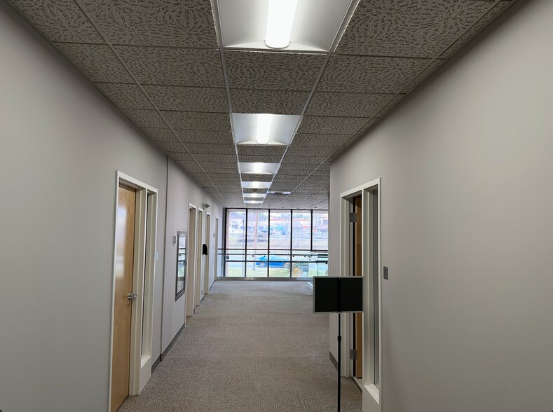 More Photos Of 100 Milk St, Methuen Medical For Lease