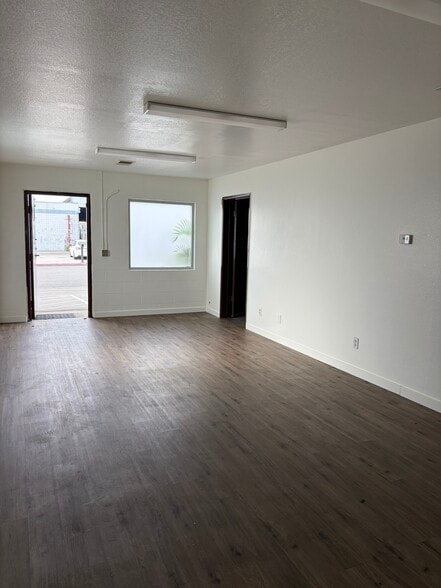 More Photos Of 10805-10835 Fremont Ave, Montclair Warehouse For Lease