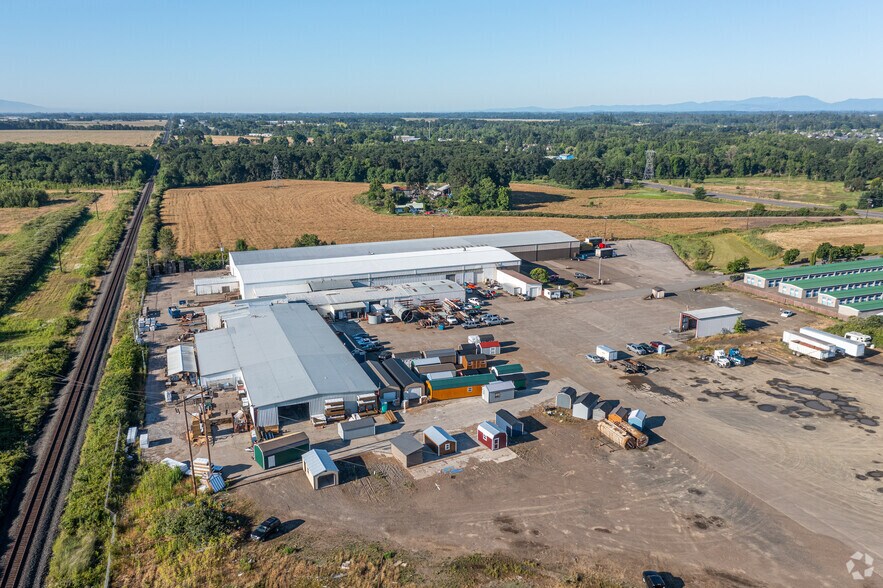 More Photos Of 3613-3615 Pacific Blvd SW, Albany Warehouse For Sale