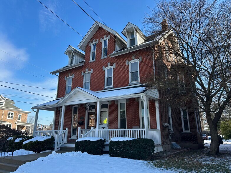 More Photos Of 566 Main St, Royersford Office For Sale