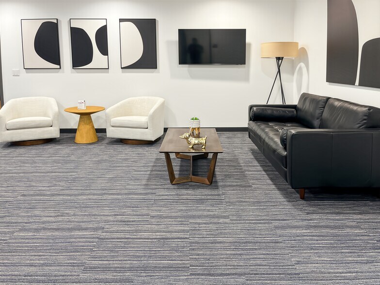 More Photos Of 15111 8th Ave SW, Burien Coworking Space