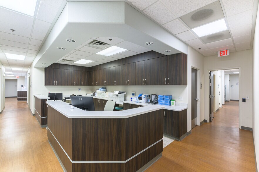 More Photos Of 6190 S Fort Apache Rd, Las Vegas Medical For Lease
