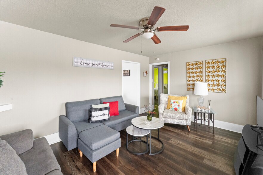 More Photos Of 1911 State Hwy 132, Natalia Multifamily For Sale