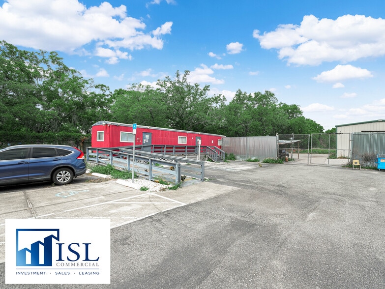 More Photos Of 4641 S Orange Blossom Trl, Kissimmee Warehouse For Lease