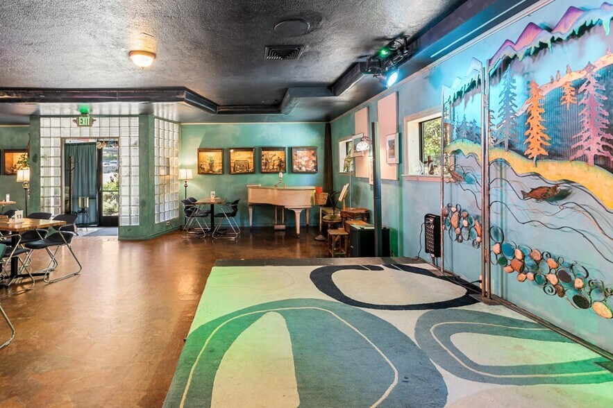 More Photos Of 535 Mill St, Grass Valley Restaurant For Sale