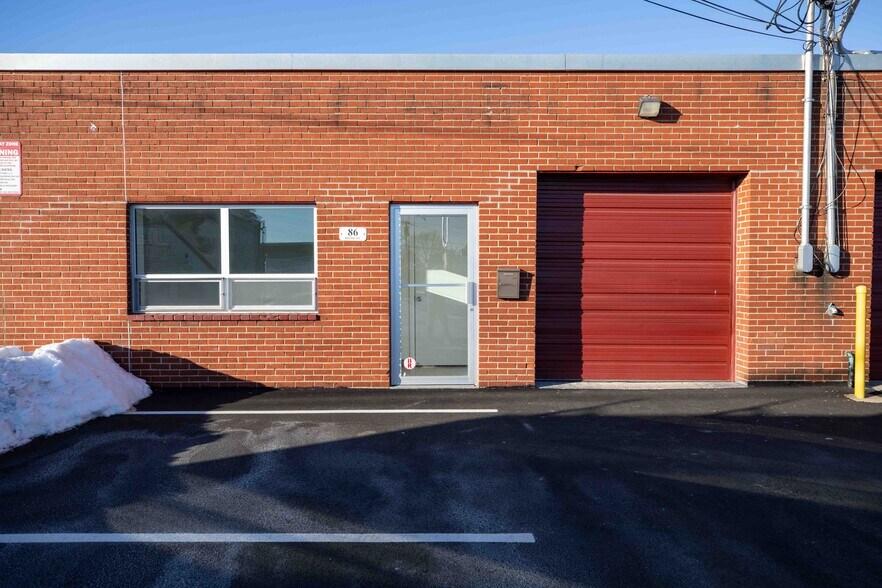 Primary Photo Of 86 Rome St, Farmingdale Warehouse For Lease