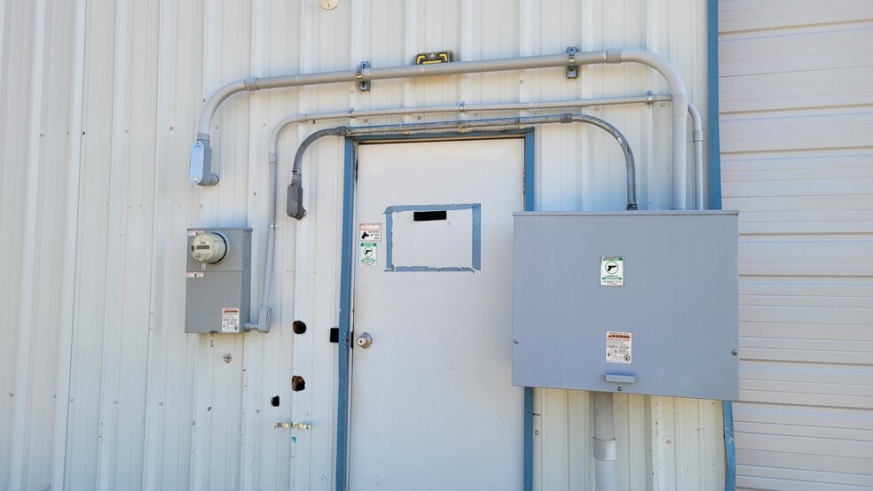 More Photos Of 14210 Highway 177, Shawnee Freestanding For Sale