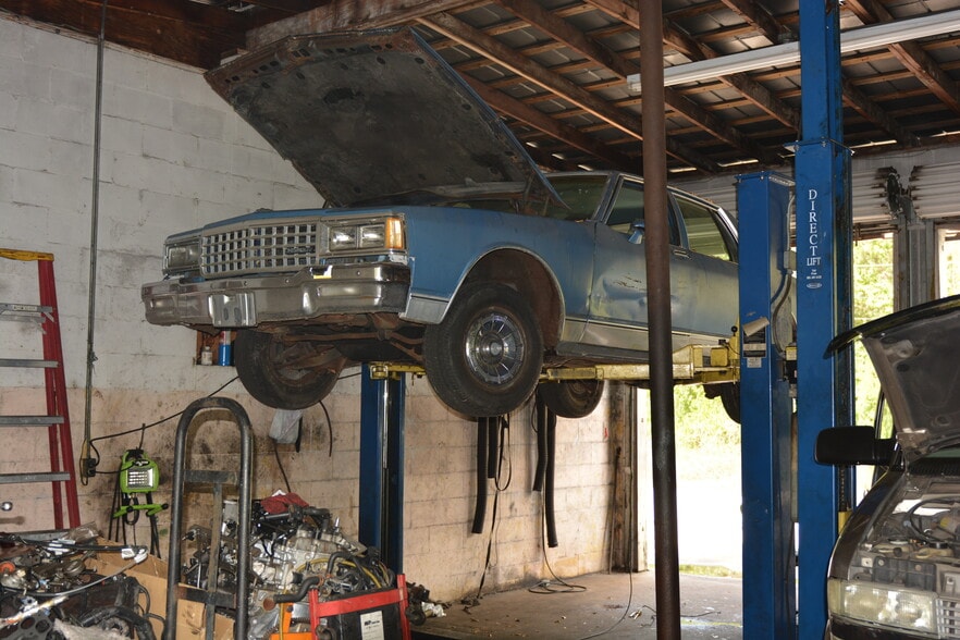 More Photos Of 800 S Adelle Ave, Deland Contractor Storage Yard For Sale