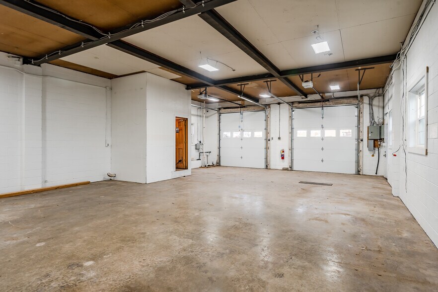Primary Photo Of 1512 W Main St, Collegeville Office For Lease