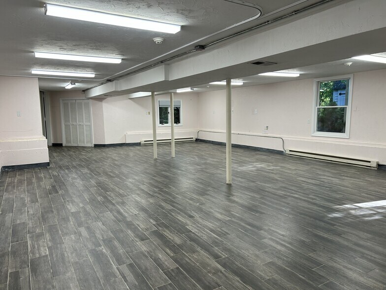 More Photos Of 23 Gleasondale Rd, Stow Office Residential For Lease