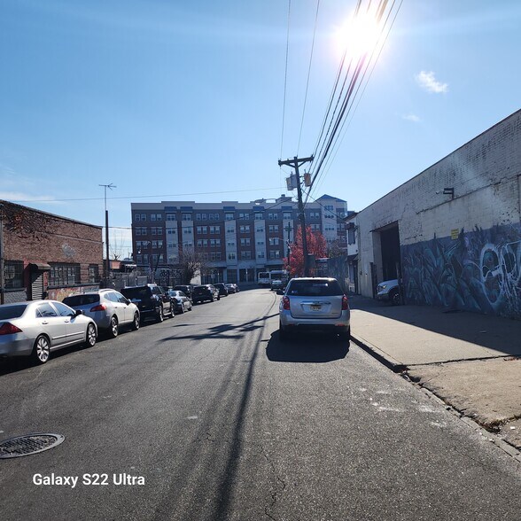 More Photos Of 301-309 Mount Pleasant Ave, Newark Warehouse For Lease