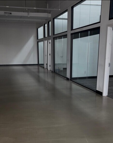 More Photos Of 1100 Washington Ave, Brooklyn Specialty For Lease