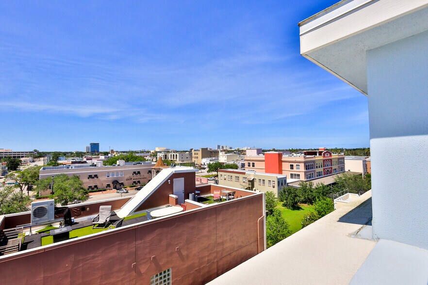 More Photos Of 215 S Palmetto Ave, Daytona Beach Office For Sale