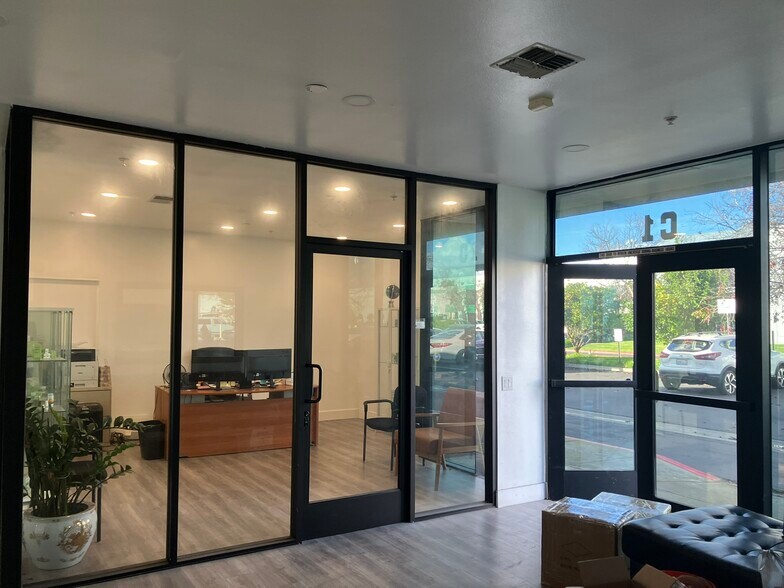 More Photos Of 10852 Forbes Ave, Garden Grove Manufacturing For Lease