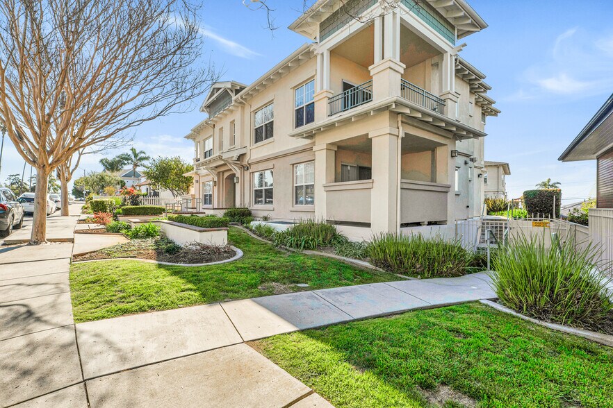 More Photos Of 1256 E Main St, Ventura Apartments For Sale