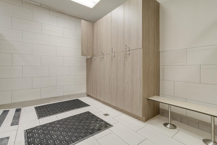 More Photos Of 1580 US Highway 287 N, Mansfield Medical For Sale