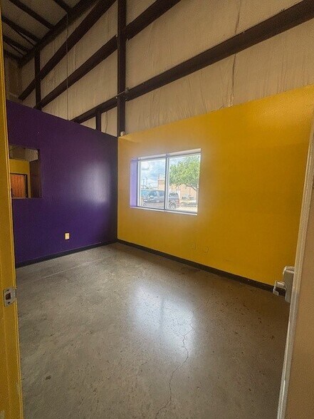 More Photos Of 11701 Hero Way W, Leander Schools For Lease